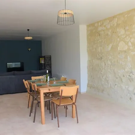 Holiday home Grange Labarthessie Briatexte