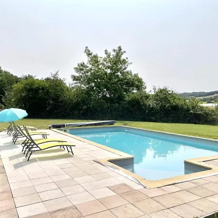 Holiday home Grange Labarthessie Briatexte